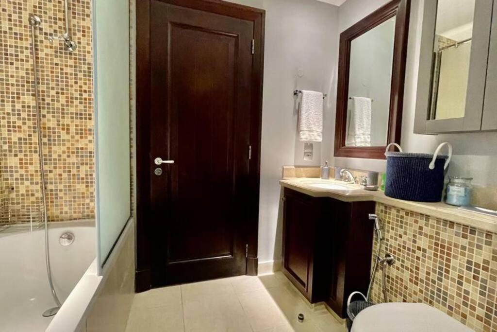 Lux Burj Views -Boulevard -Prime Location Downtown 迪拜 外观 照片