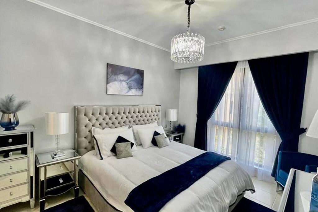 Lux Burj Views -Boulevard -Prime Location Downtown 迪拜 外观 照片